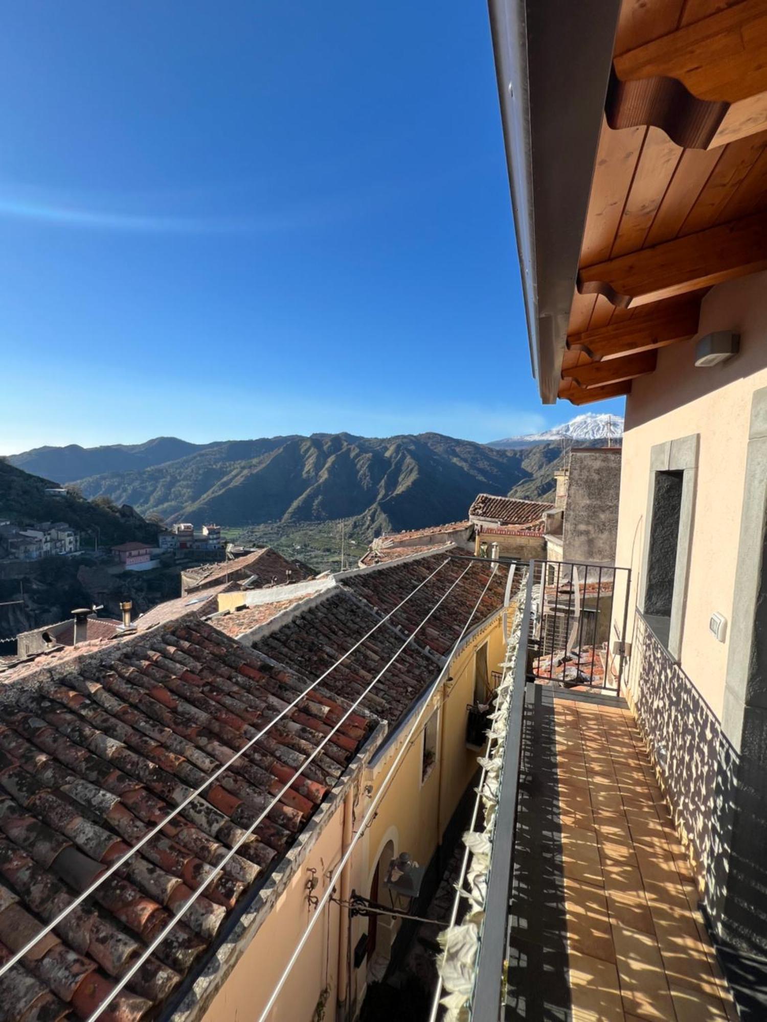 Casa Belvedere Motta Camastra Gole Alcantara Eksteriør billede